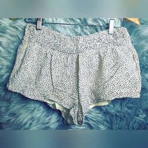 O'Neill Polka-Dot Shorts**S-M**